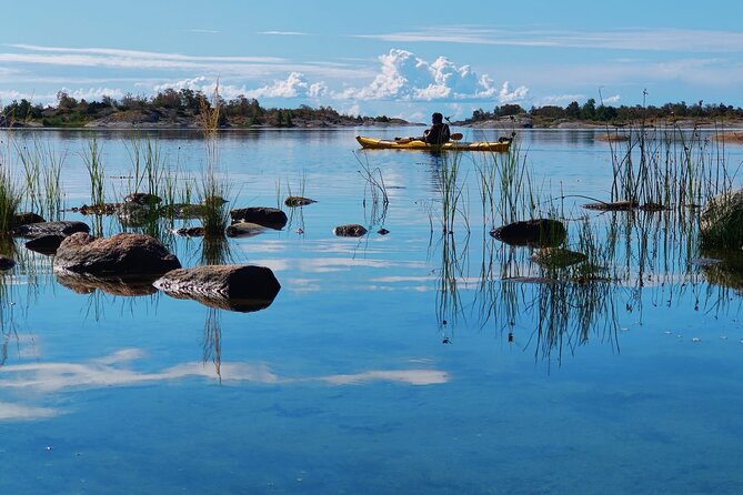 1-Day Small-Group Stockholm Archipelago Kayak Tour - Island-Hopping All Day: What the Itinerary Feels Like