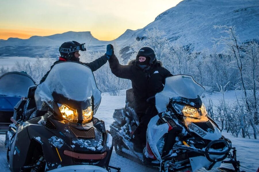 Abisko/Björkliden: Panorama Snowmobile Tour with Snacks - Quick Hits Before You Go