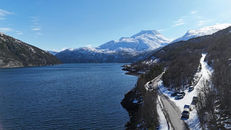 Abisko: Fjord Sightseeing and Photography Tour - Lake Torenträsk to Norway’s Riksgränsen, where the terrain shifts