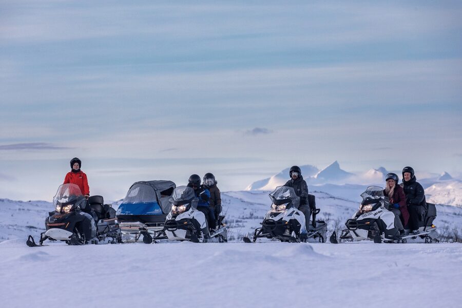 Abisko: Great Outback Snowmobile Tour with Lake Abiskojaure - Key things that make this tour worth your time