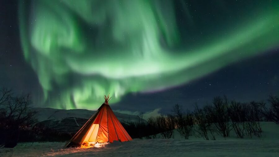 Abisko: National Park Northern Lights Photo Tour - What’s Included (So You Don’t Get Stuck Waiting for Gear)