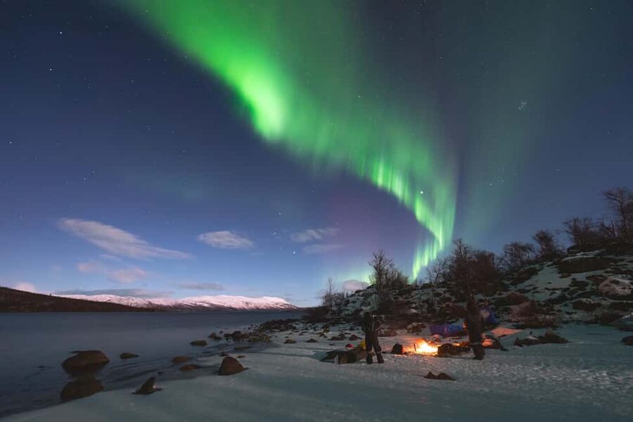 Abisko: Northern Lights Photography Tour with Dinner - Abisko at Night, Where a Photo Lesson Feels Like Part of the Magic