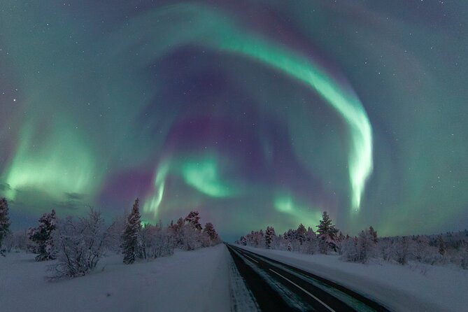 Aurora Borealis Tour in Kiruna - Lapland with Stejk Street Food - Kiruna aurora borealis chase, powered by a warm start