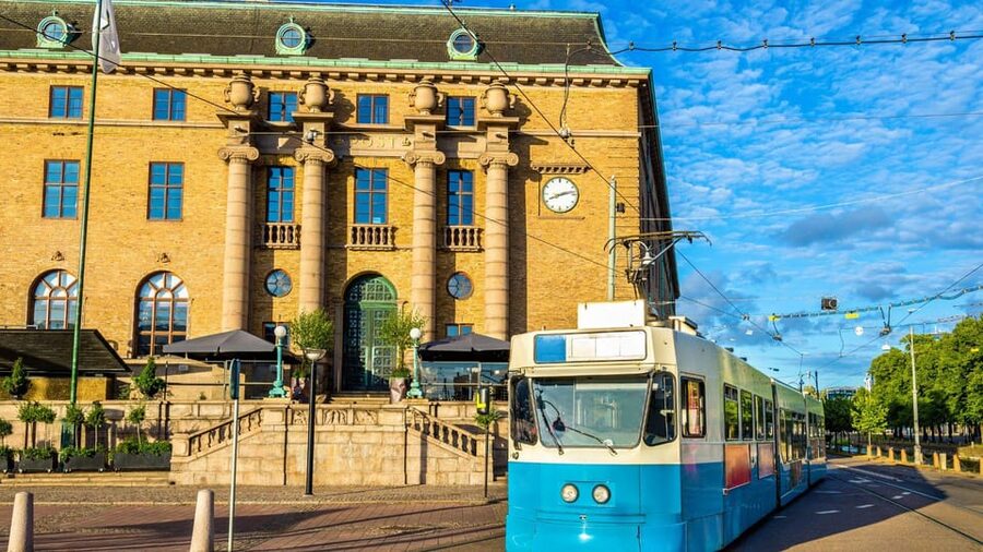 Best of Gothenburg: Private Walking Tour with a Local - Slottsskogen Park: A Breather That Keeps the Tour From Feeling Like Work
