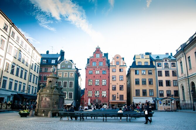 Best of Stockholm Walking Tour-3 Hours, Small Group max 10 people - Stortorget and the Royal Palace, power seen from street level