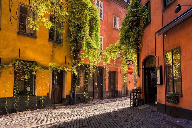 Classic Stockholm Small Group Walking Tour | 3 Hours - Mårten Trotzigs Gränd: the alley with 36 steps