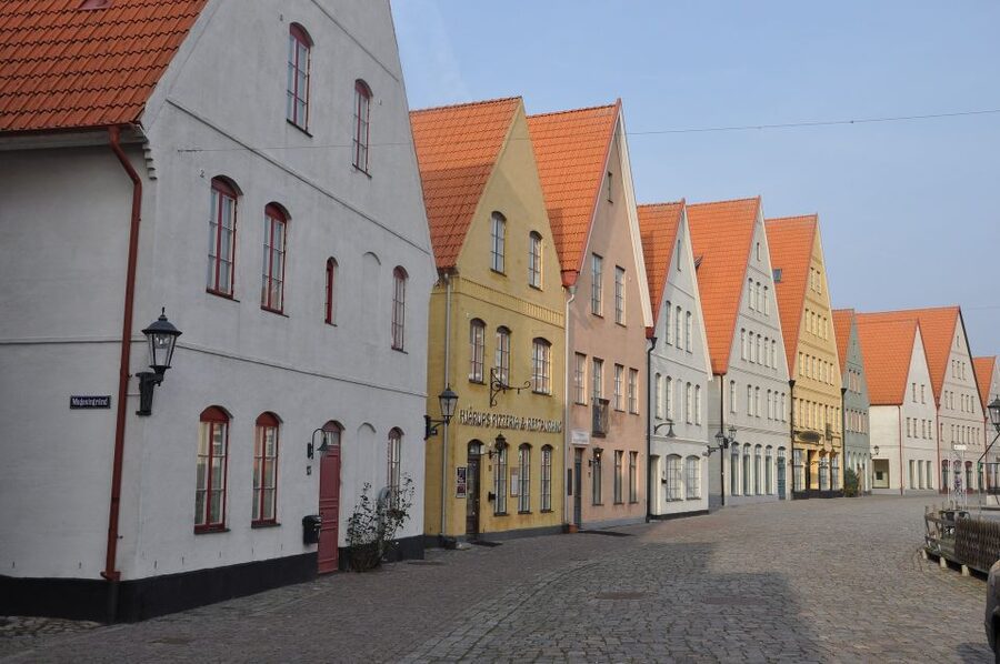 Copenhagen: Tour Across the Øresund Bridge to Lund and Malmö - Shopping street strategy: Sodergatan, Ahlens, and Stora Nygatan