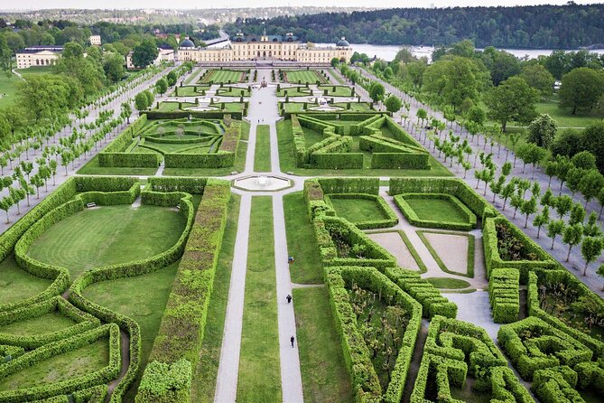 Drottningholm Palace PRIVATE and Royal Chinese Pavilion Visit - A Private Royal Day Trip to Drottningholm and the Chinese Pavilion