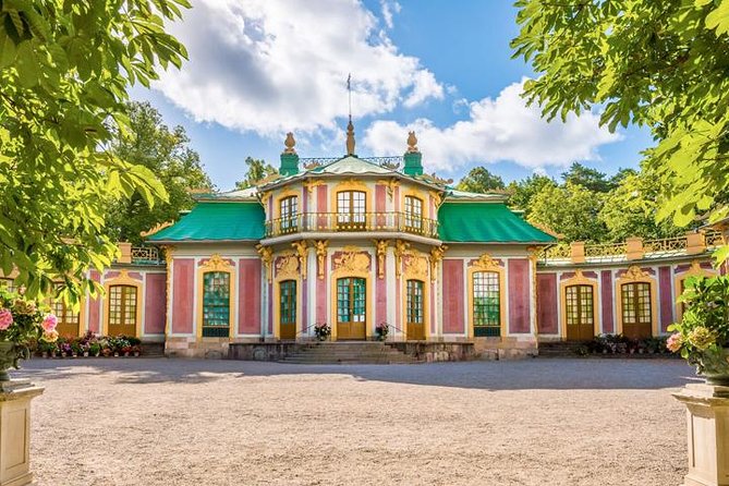 Drottningholm Palace PRIVATE and Royal Chinese Pavilion Visit - Should You Book This Drottningholm Private Visit?
