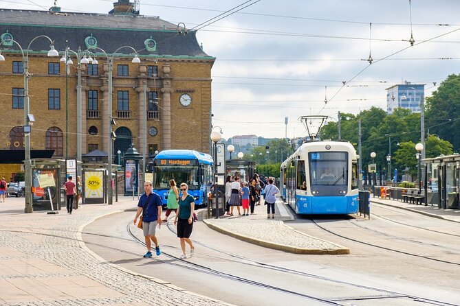 Gothenburg Cathedral and City Highlights - Private Walking Tour - Trädgårdsföreningen Garden Society: A Break That Actually Feels Like One