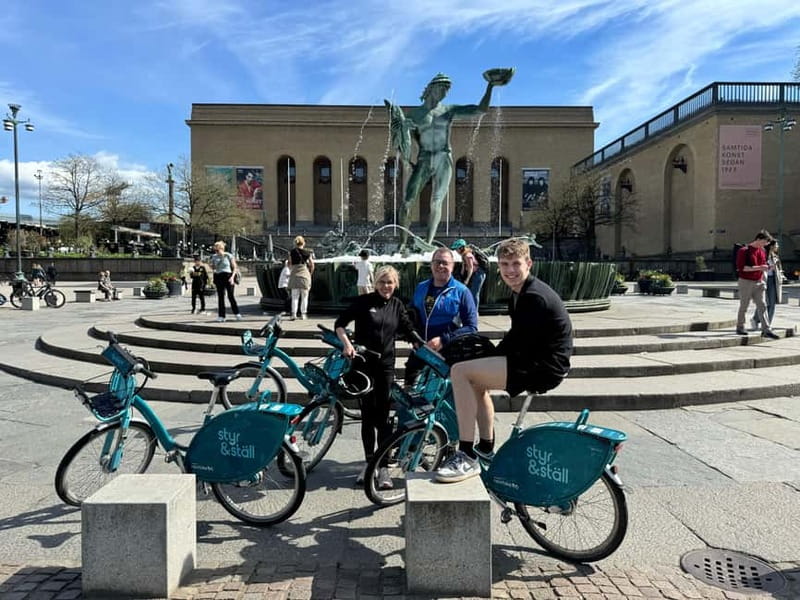 Gothenburg: City Highlights Bike Tour with Transfer - Gothenburg Museum of Art and Gustav Adolf Square, the Center Made Clear