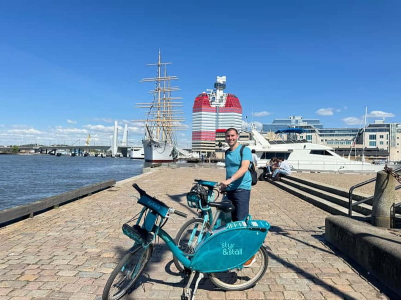 Gothenburg: City Highlights Bike Tour with Transfer - Coast Ride Along the North Sea, Windy Views Without the Stress