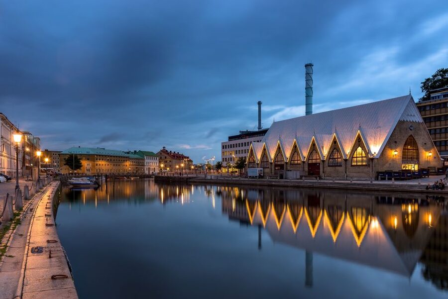 Gothenburg: Express Walk with a Local in 60 minutes - What The Guide Does Beyond Facts: Tips You Can Act On
