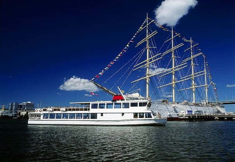 Gothenburg: Guided Boat Tour to Vinga Island - The archipelago cruise: what the 1 hour 15 minutes each way really gives you