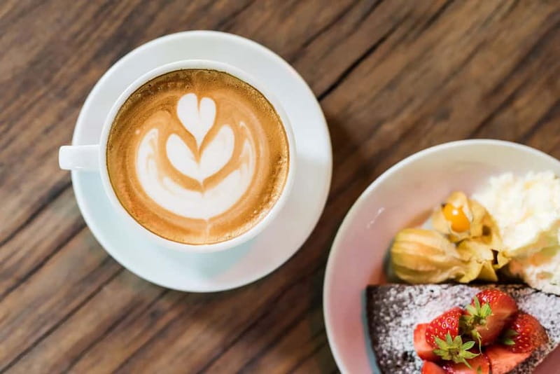 Gothenburg: Guided Walking and Swedish Fika Tour - Why a fika walking tour in Gothenburg feels more local than a food list