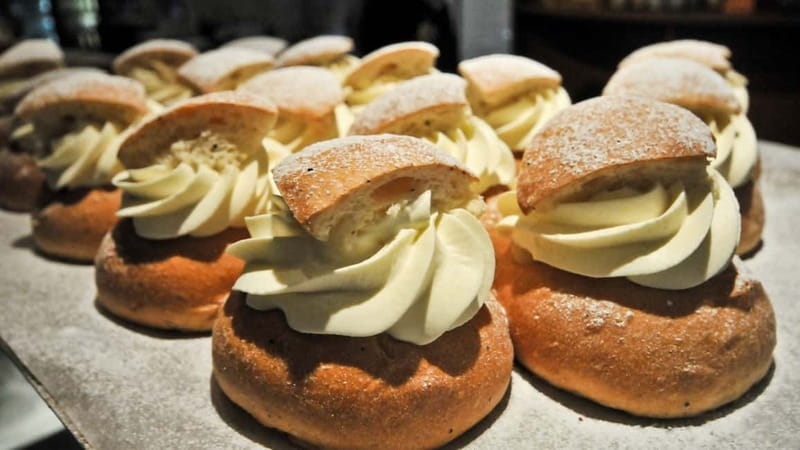 Gothenburg: Guided Walking and Swedish Fika Tour - Stop-by-stop: what you taste on a Swedish fika spread