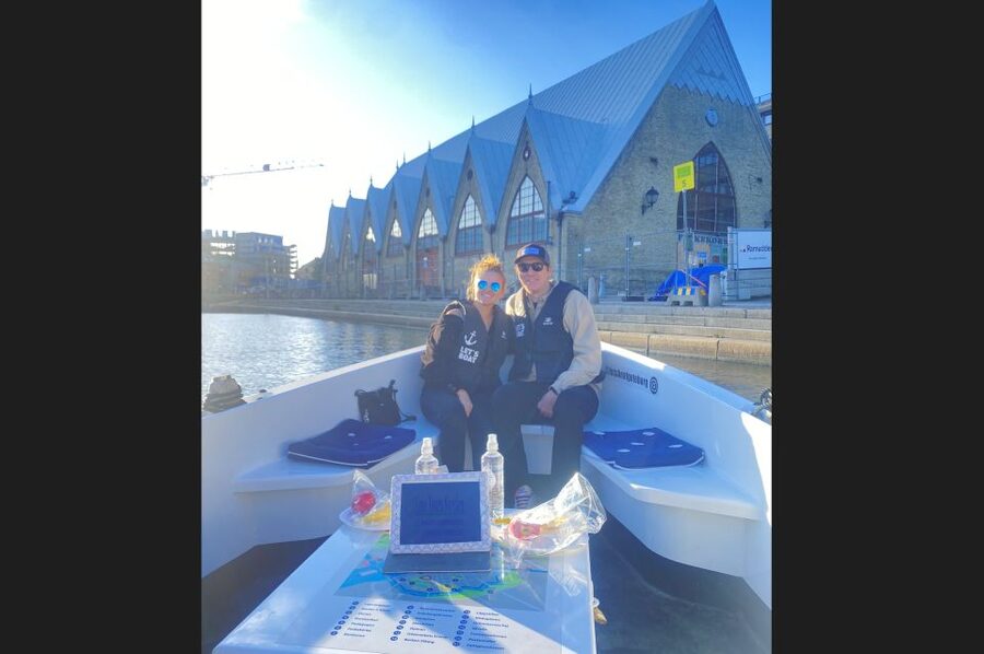Gothenburg: Private Göta Älv Boat Tour with Pickup - Price and Value: Private Boat, Short Duration, and the Real-World Expectation Match