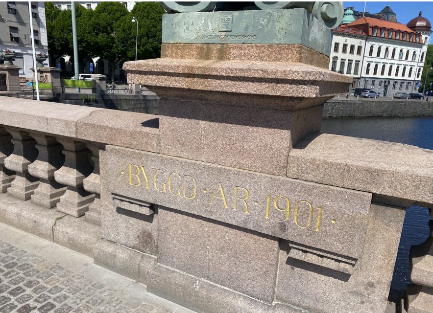 Gothenburg: Private Walking Tour with a Guide - Rain or shine: how the plan holds up when the weather changes