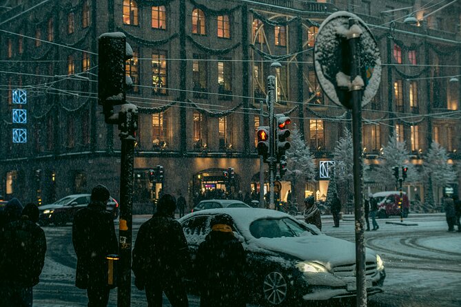 Guided Stockholm Christmas Tour - Stortorget and the Old Town Christmas Market zone