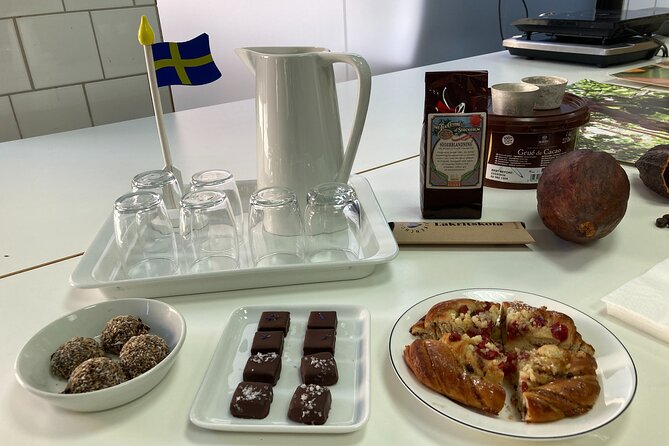 Guided Swedish Food Walking Tour in Stockholm - Guides matter: Kristen and Oliver, and why the small group size is a big deal