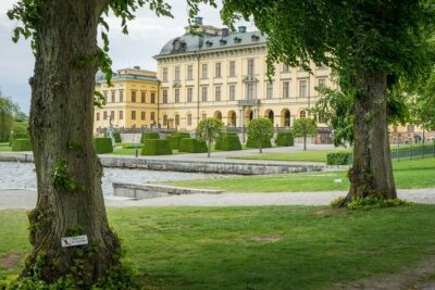 Half Day VIP Stockholm Tour With Drottningholm Castle