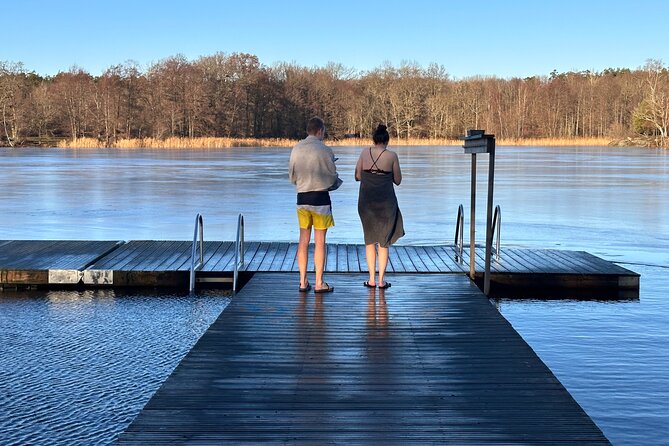 Icebathing and Sauna, Forest Hike and Fireplace Lunch - Private - Sauna and ice-bathing, taught step-by-step