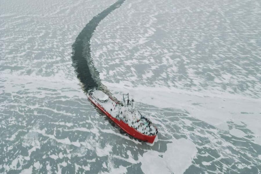 Icebreaker Cruise 2 h - Price, included perks, and what makes it worth $212