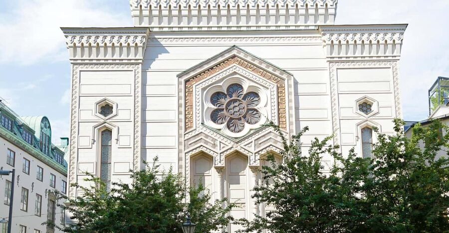 Jewish Gamla Stan and Jewish Museum Stockholm Private Tour - Meeting Point at Järntorgsbrunnen, and How to Start Like a Local