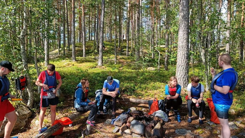 Johannisholm: Guided Canoe Tour on Lake Venjanssjön - Entering Lake Venjanssjön: calm water, forests, and a slower rhythm