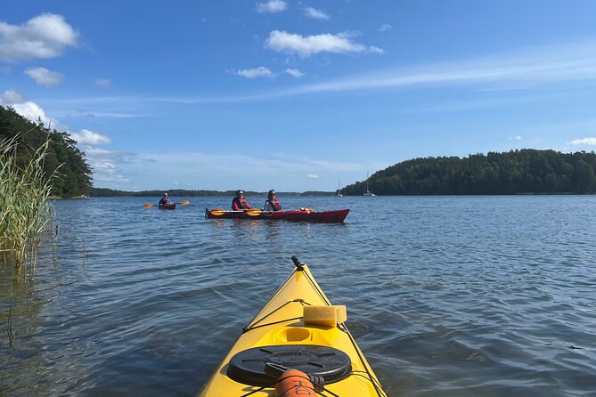 Kayak Tour in the Stockholm Archipelago with Lunch Meal - Sea kayak setup, technique, and the dry-stuff reality