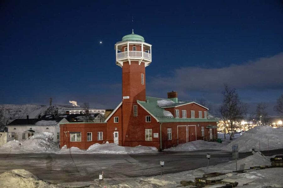 Kiruna: 3 hours city tour with guide - Kiruna Buss AB, Pickup at Kiruna Lappland Tourist Center, And Meeting Lena