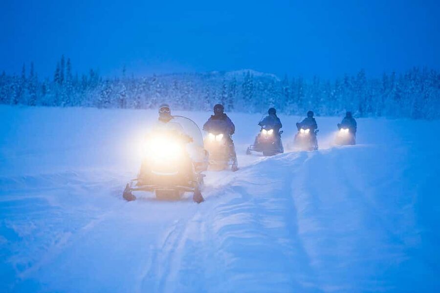 Kiruna: Guided Snowmobile Tour with Coffee Break - From safety briefing to first throttle pull