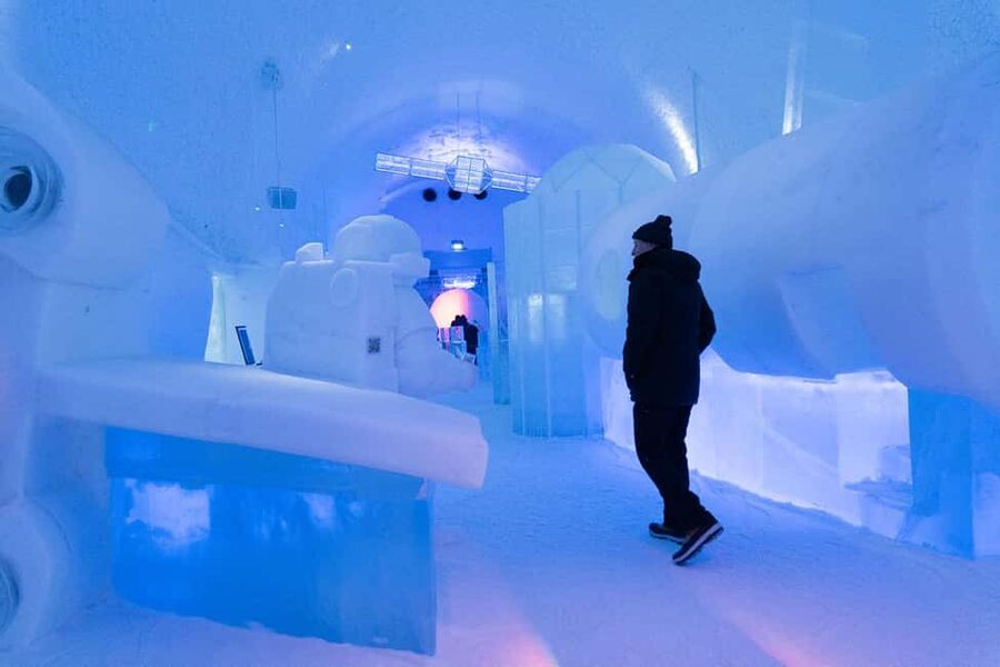Kiruna: Icehotel and Sami Camp Day Trip - Inside the original Icehotel: snow suites, seasonal art, and fast chills