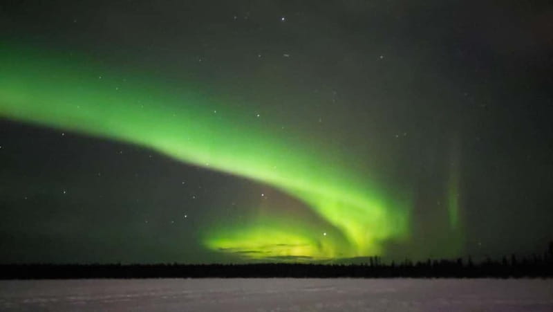 Kiruna: Snowshoe Trek with Aurora Hunt and Warm Beverage - Why Kiruna Snowshoeing Beats Waiting in One Spot