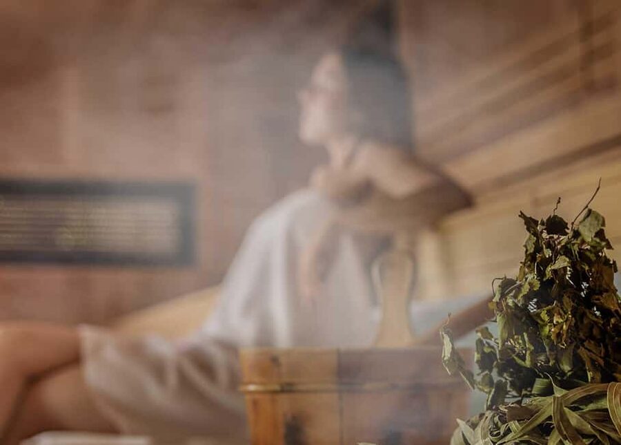 Luleå: Spa in Nature with Hot Tub & Sauna Experience - Wood-fired hot tub time: the glow, the warmth, and the starry views