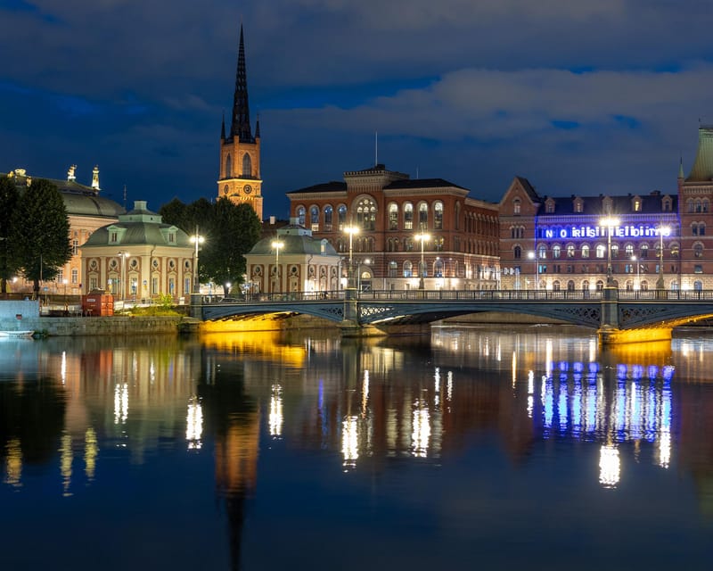 Magical ''Stockholm by Night'' Photo Walk - Should You Book This Stockholm by Night Photo Walk?