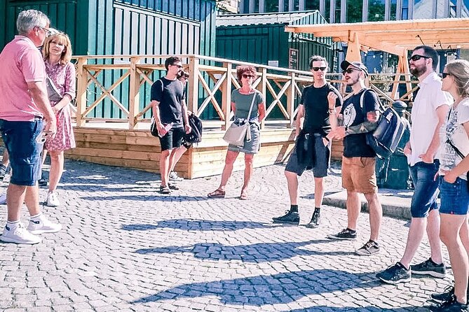 Make Your Own Tour - Guided Walking Tour - Flexibility in real life: how a guide changes your choices