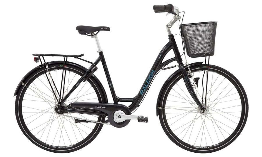 Malmö: City Bike Rental - The Ride Starts at Track 10, Then Down the Stairs