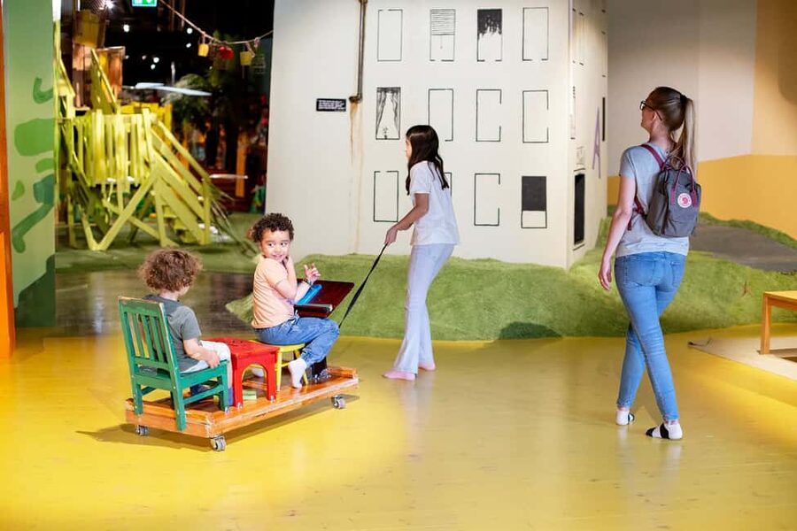 Malmö: Funnys Äventyr - Play Areas, Kids’ Theater & Carousel - Practical tips for a smoother visit