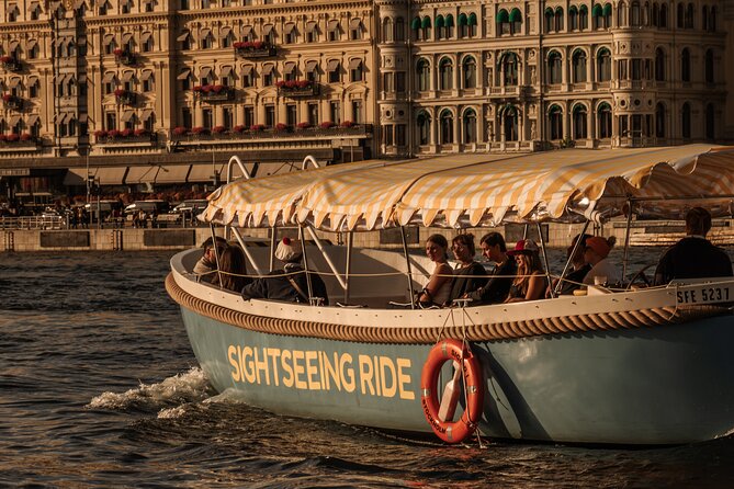 Open Electric Boat Ride in Stockholm with Live-Guide - Where you meet and what the boarding experience feels like