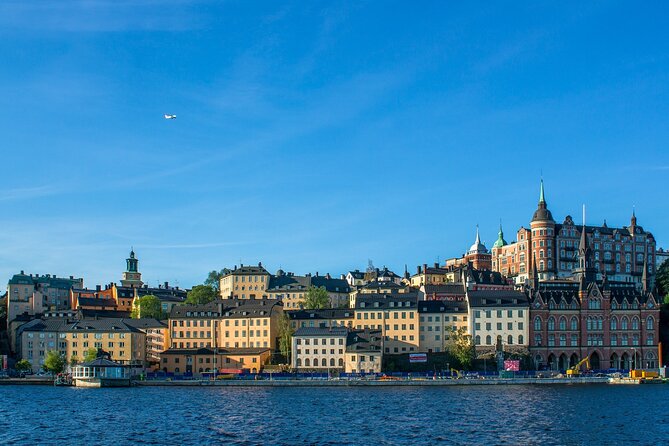 Private Boat Tour in Stockholm - English guidance and the value of a local viewpoint from Isak
