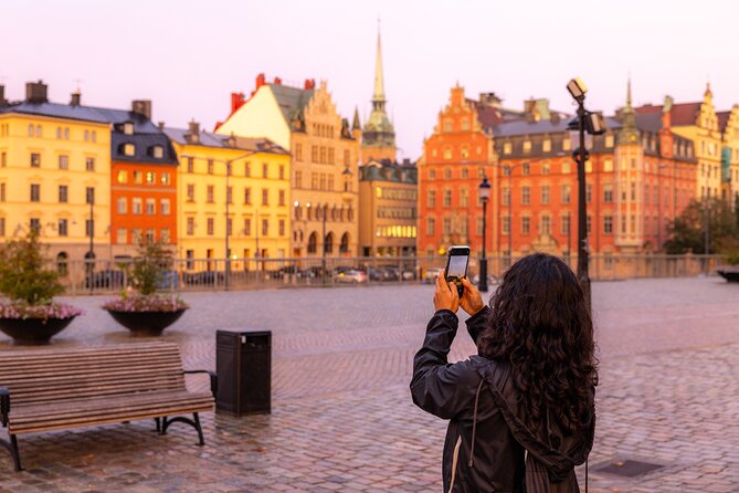 Private Golden Hour Photo Walk in Stockholm - Skeppsholmsbron and the waterfront: turning reflections into real photos