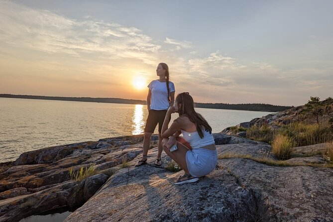 PRIVATE Sunset Kayaking in Stockholm Archipelago Nature Reserve - Should you book private sunset kayaking in the Stockholm archipelago?
