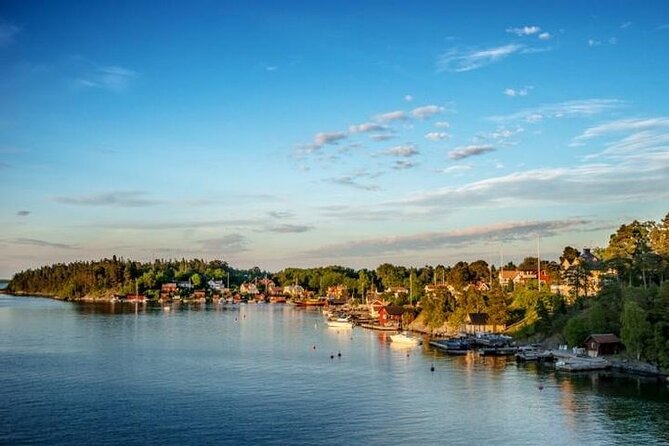 Private Yacht Cruise with Lunch or Dinner in Stockholm Archipelago - Lunch or Dinner Onboard: How the Meal Adds Real Value