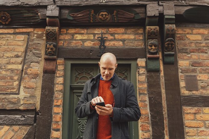 Self-Guided Audio Walking Tour Through Kurt Wallander's Ystad - Piparegränd, Österportstorg, and Per Helsa’s Courtyard of Half-Timbered Houses