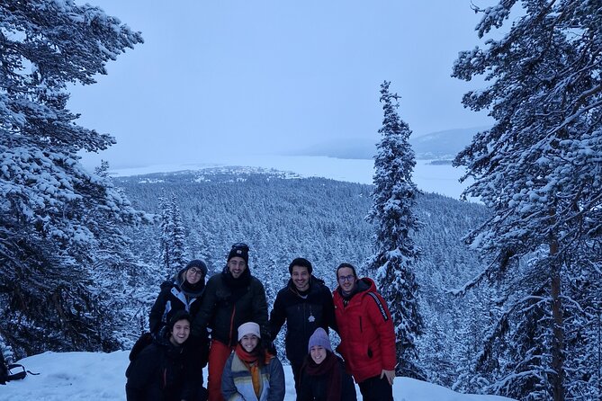 Snowshoe up a Mountain - Pickup, Timing, and Meeting Guide Anders in a Black Minivan