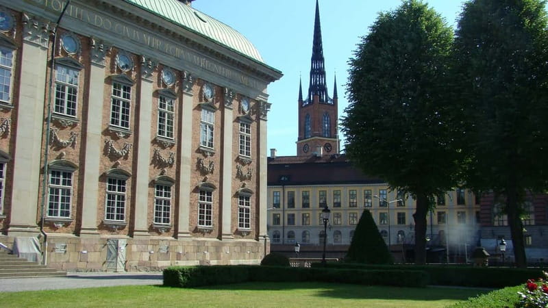 Stockholm: A Beauty On The Water - Old Town Walk & Boat Trip - Who this tour fits best, and who should think twice