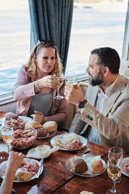 Stockholm All-You-Can-Eat Shrimp or Tacos Cruise & Coverband - Price and value: is $72 worth it?