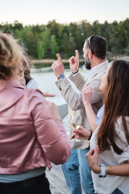 Stockholm All-You-Can-Eat Shrimp or Tacos Cruise & Livemusic - Practical tips that make a difference on cruise nights