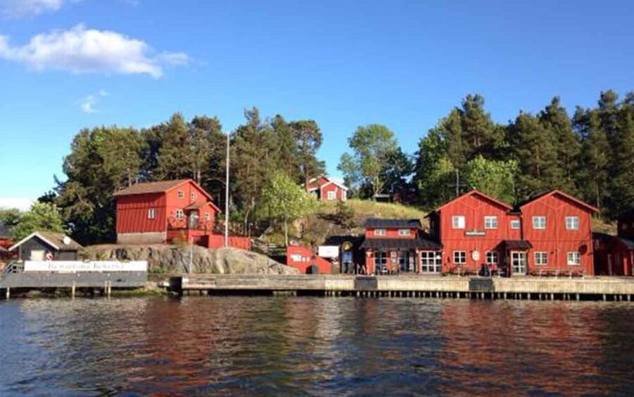 Stockholm: Archipelago Boat Tour - Djurgården Canal First: City Views Before the Islands
